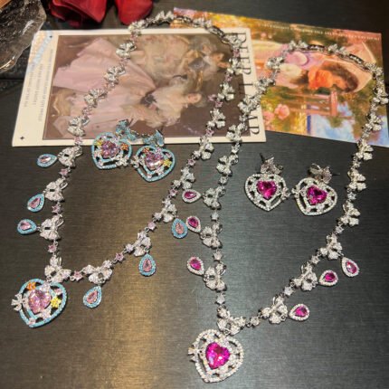 High-end, versatile wedding banquet jewelry sets that are popular for cross-border sales, featuring heavy-duty high-carbon necklaces.